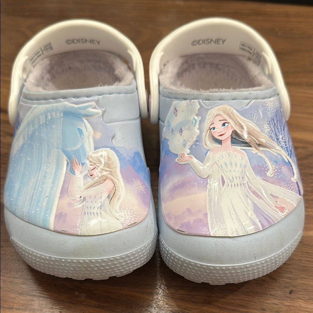 Crocs Disney Frozen toddler size 9C  - Light Blue